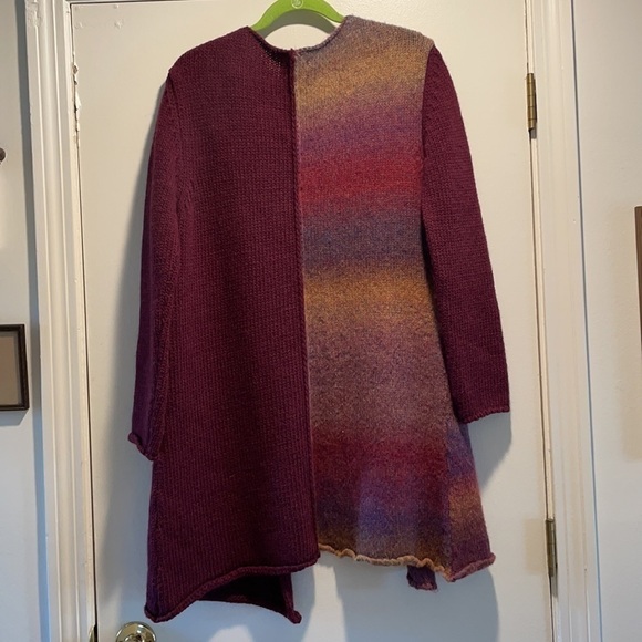 𝅺LUUKAA Maroon Split  Multi Colored Half Open Sweater - Picture 5 of 8